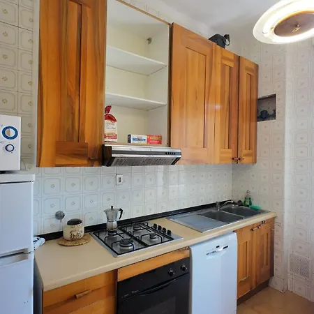 Centro Vicinissimo Mare Apartament